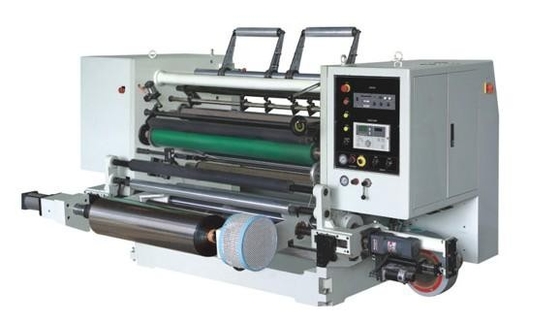 1.6m Industri multi-fungsional menggorok dan memutar mesin untuk Serbet / Kraft Paper